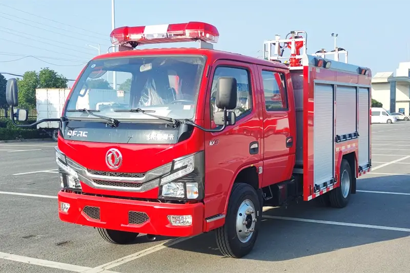 Camion dei vigili del fuoco combinato con polvere secca e schiuma