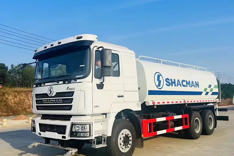 Autocisterna per l'acqua